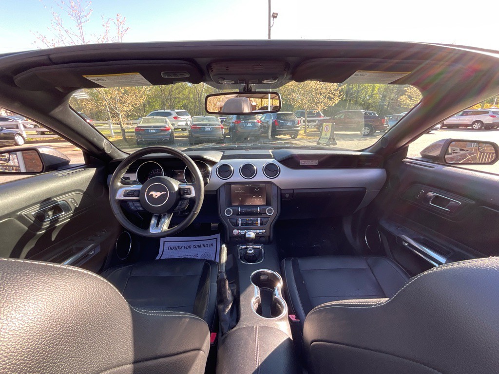 2015 Ford Mustang Image 19