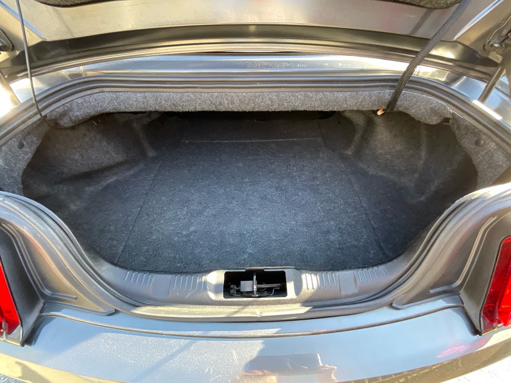 2015 Ford Mustang Image 30