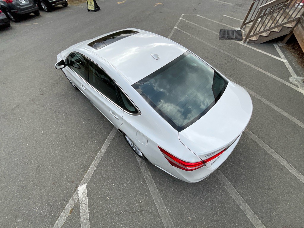 2014 Toyota Avalon Image 12