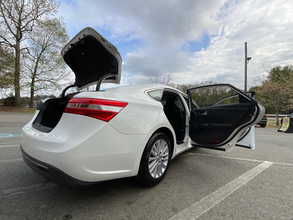2014 Toyota Avalon Image 38
