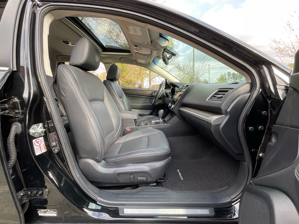 2018 Subaru Outback Image 17