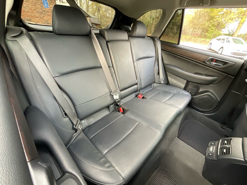 2018 Subaru Outback Image 34