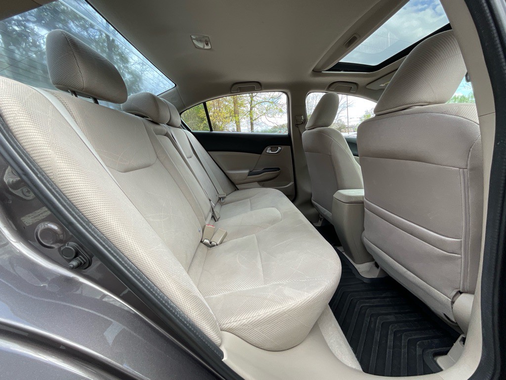 2012 Honda Civic Image 28
