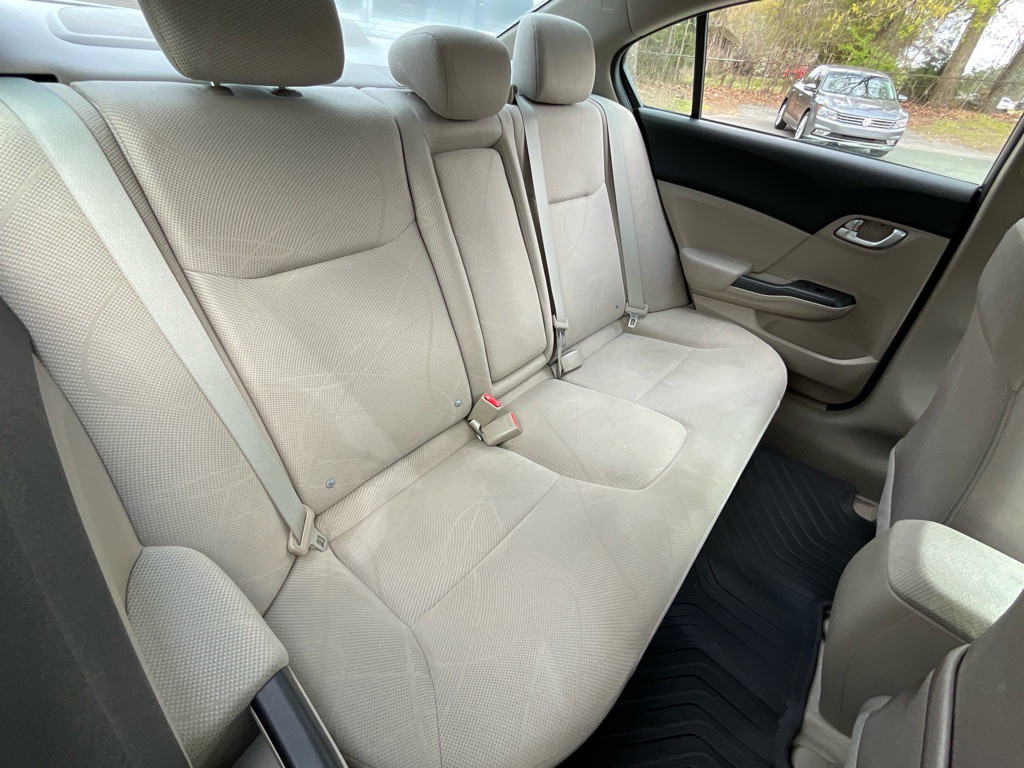 2012 Honda Civic Image 30