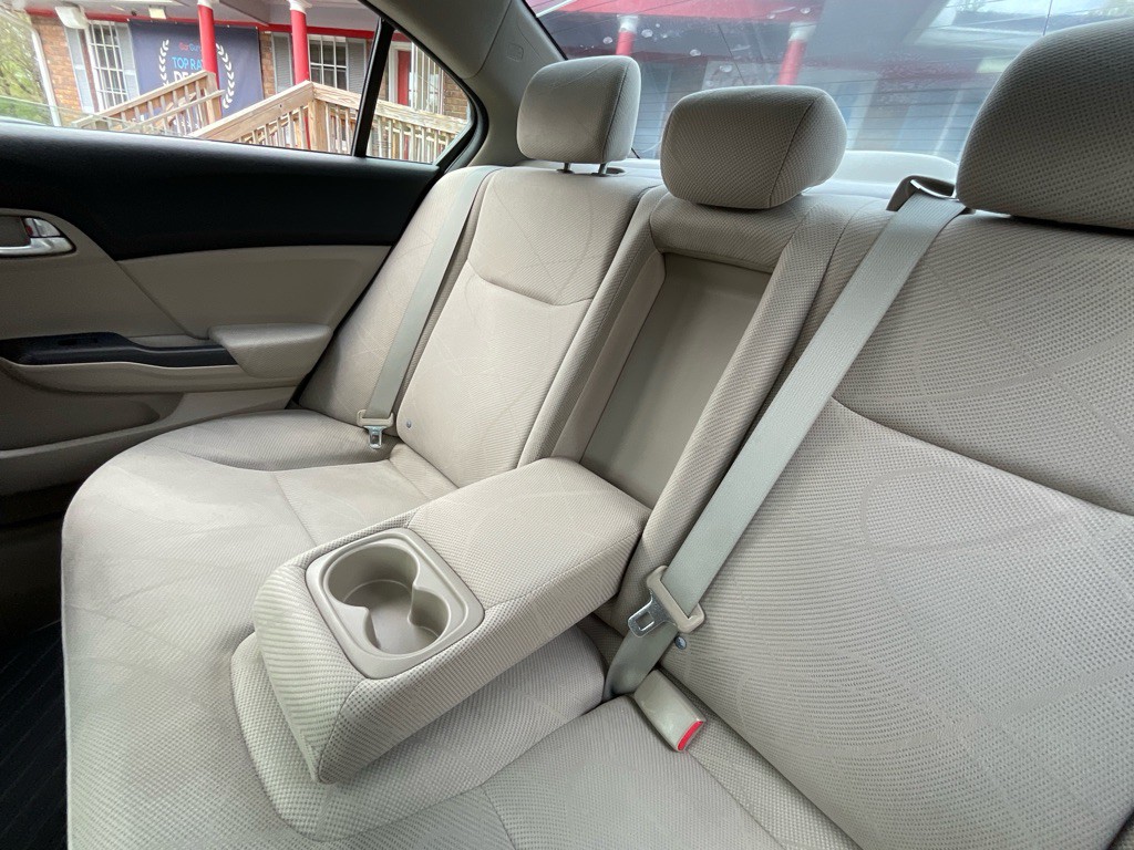 2012 Honda Civic Image 31