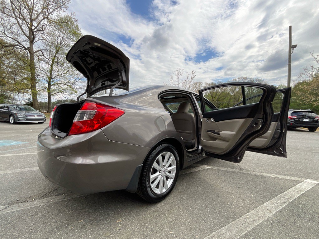 2012 Honda Civic Image 32