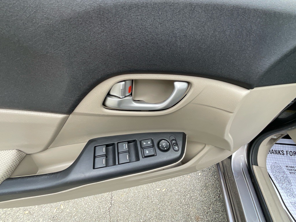 2012 Honda Civic Image 36