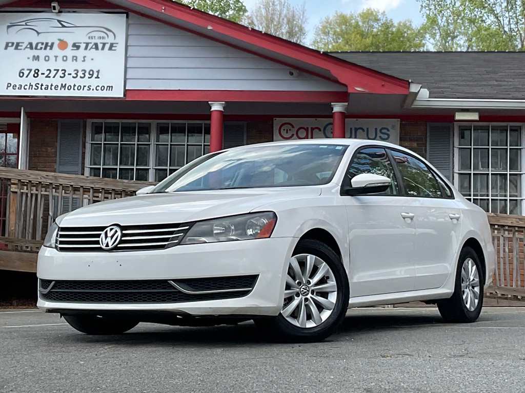 2012 Volkswagen Passat Image 1