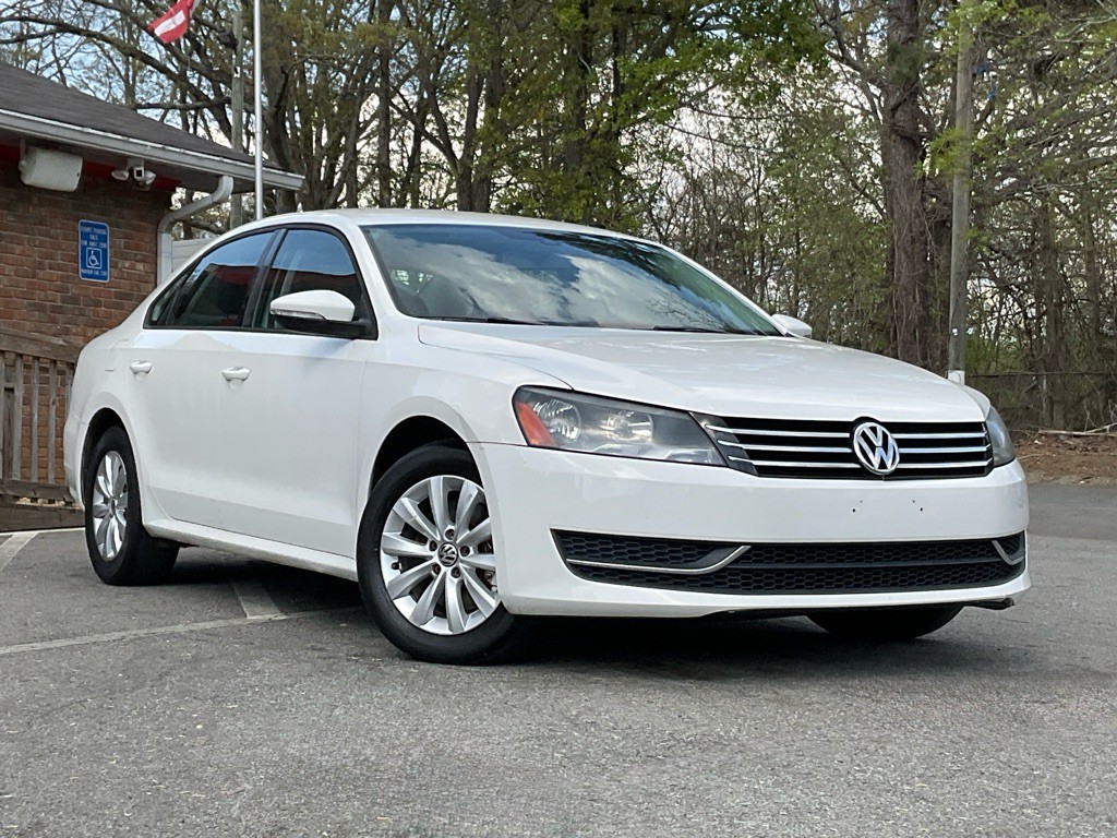2012 Volkswagen Passat Image 3