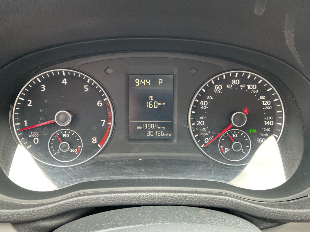 2012 Volkswagen Passat Image 23