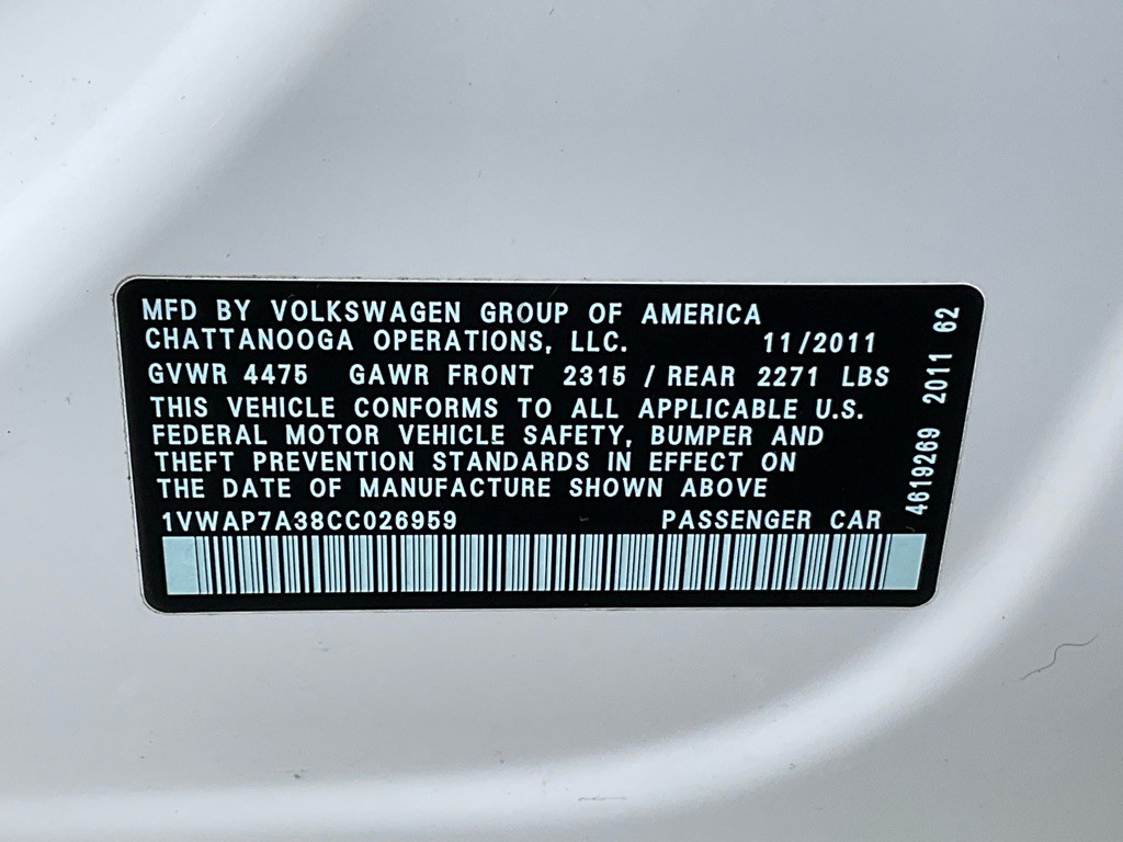 2012 Volkswagen Passat Image 43