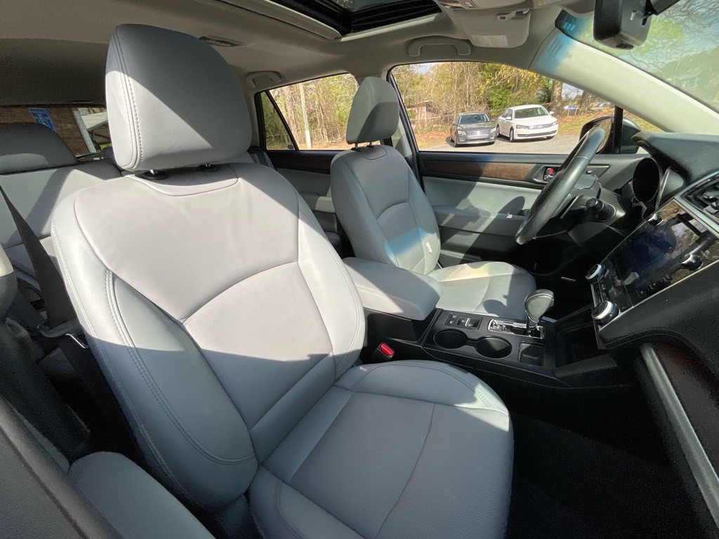 2018 Subaru Outback Image 19