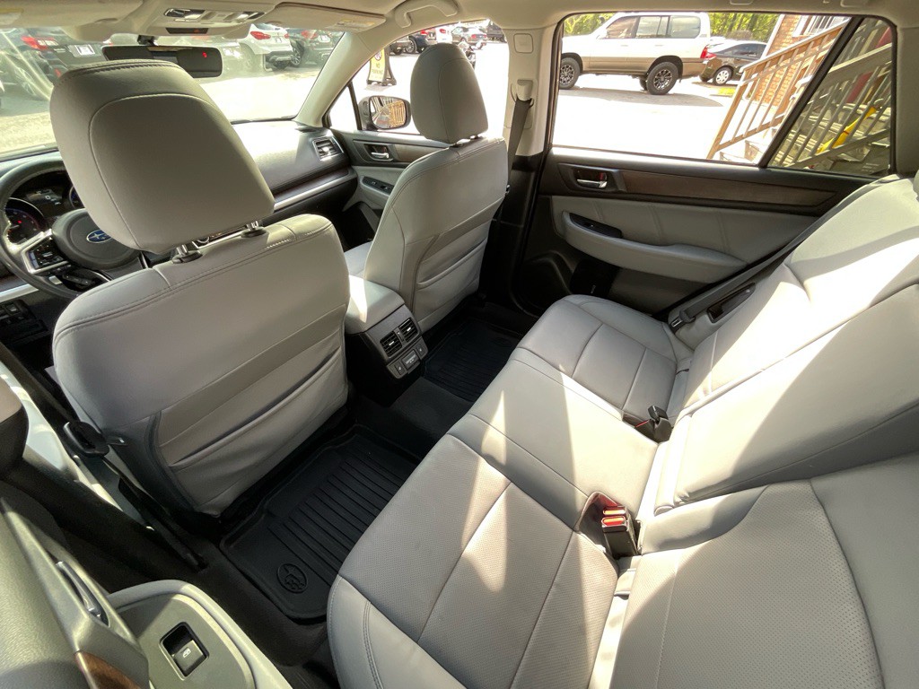 2018 Subaru Outback Image 30