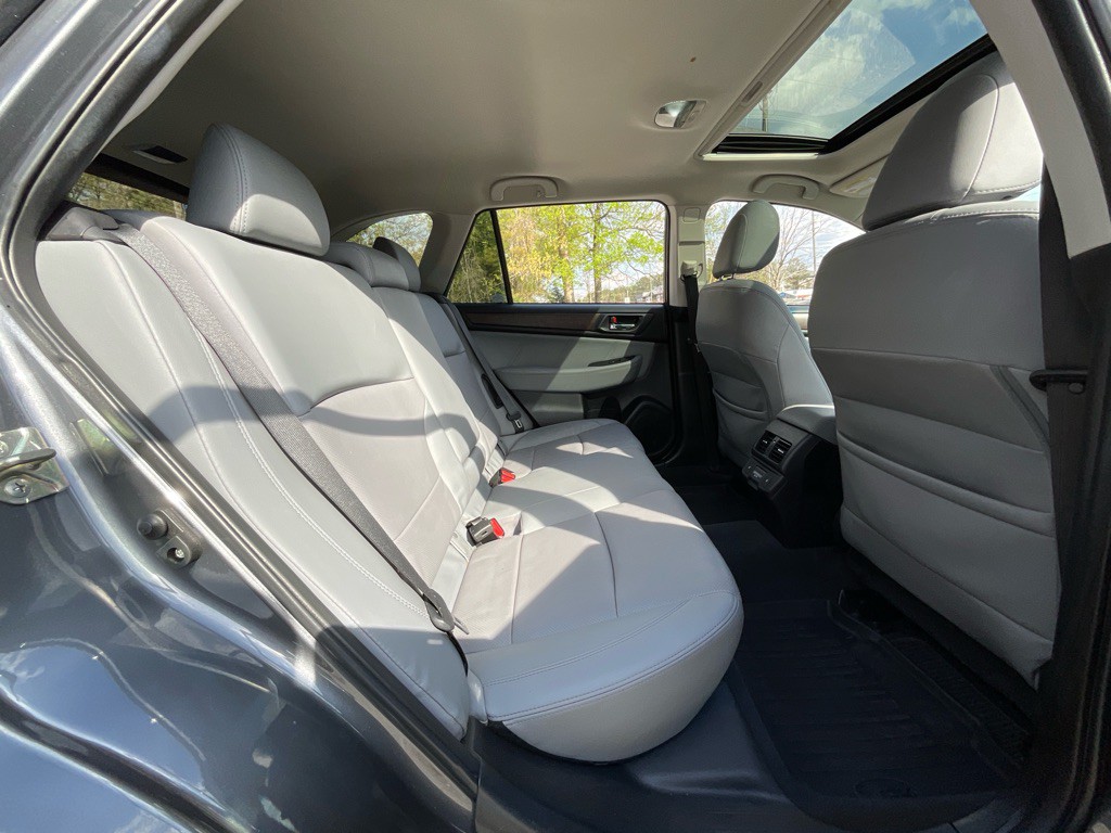 2018 Subaru Outback Image 32