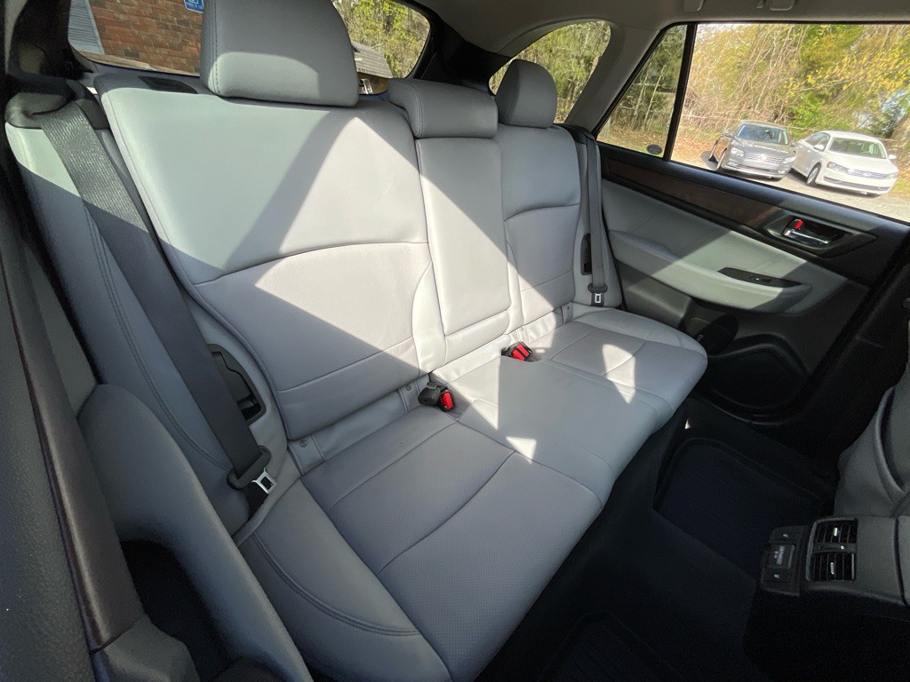 2018 Subaru Outback Image 34