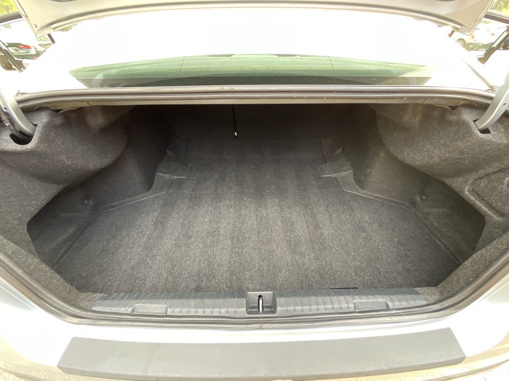 2020 Subaru Legacy Image 36
