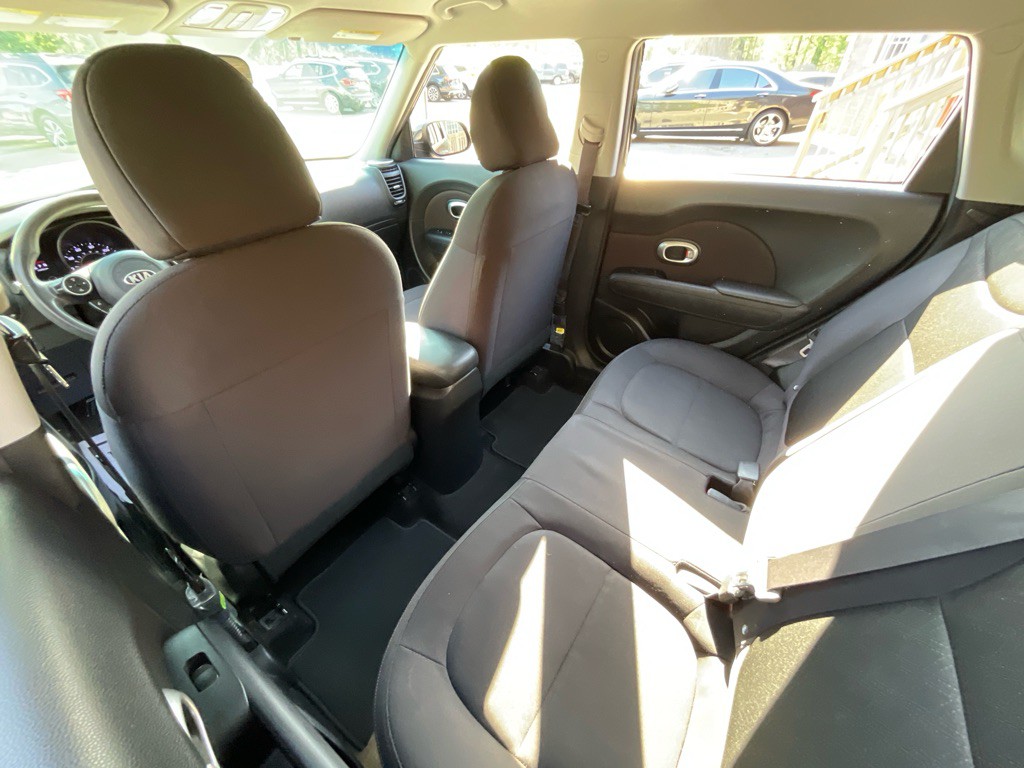 2016 Kia Soul Image 29