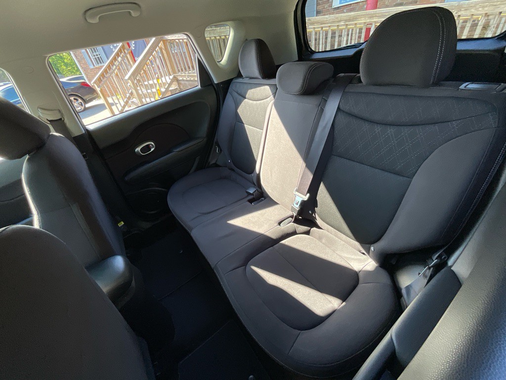 2016 Kia Soul Image 30