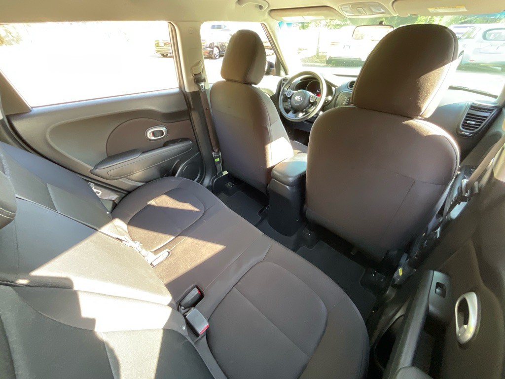 2016 Kia Soul Image 32