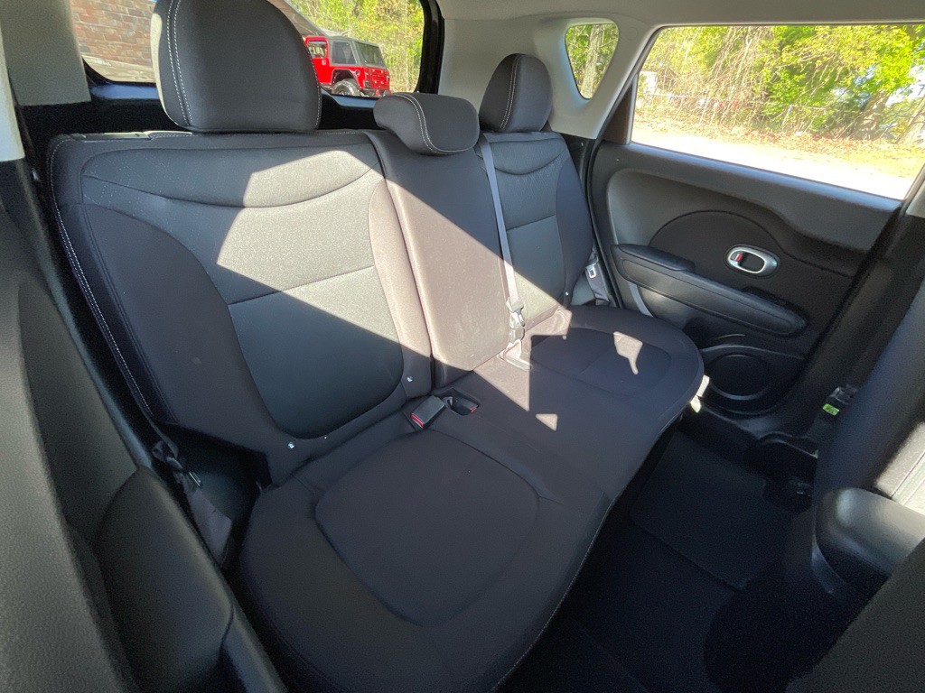 2016 Kia Soul Image 33