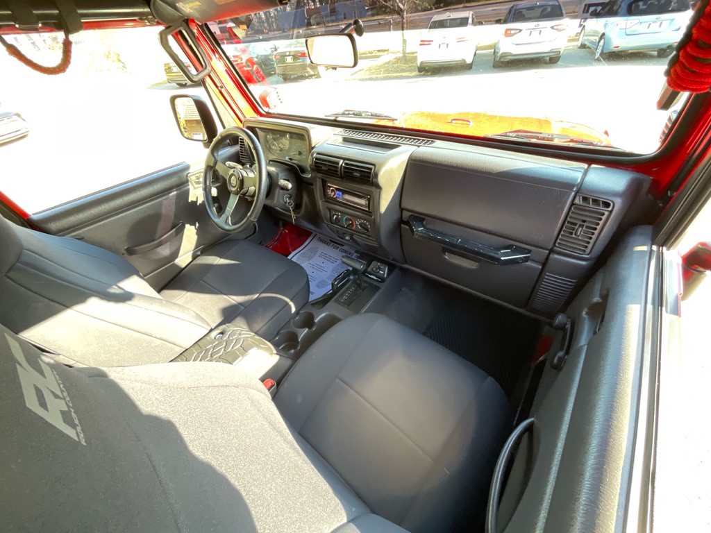1999 Jeep Wrangler Image 19
