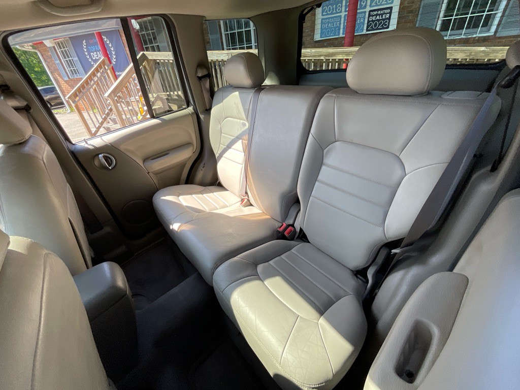 2004 Jeep Liberty Image 30