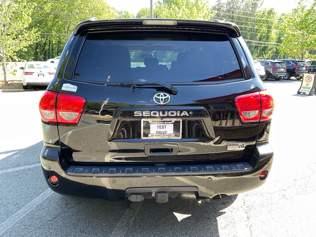 2017 Toyota Sequoia Image 6