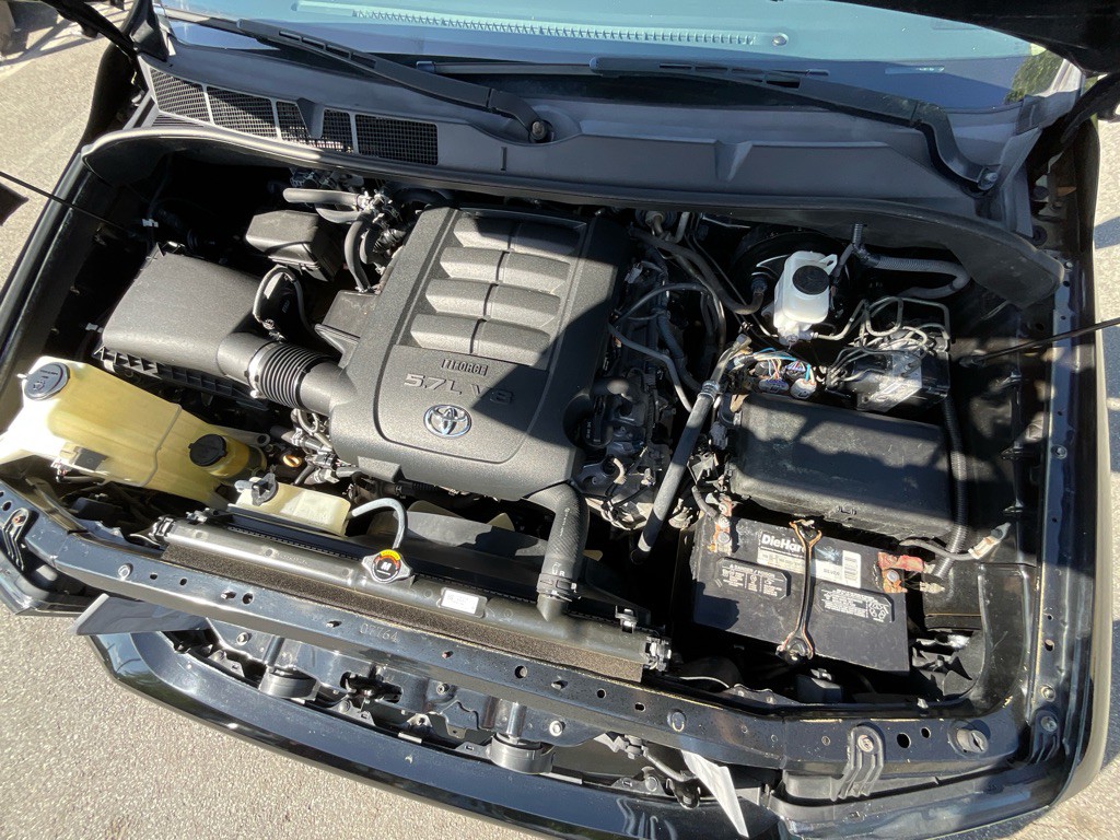 2017 Toyota Sequoia Image 13
