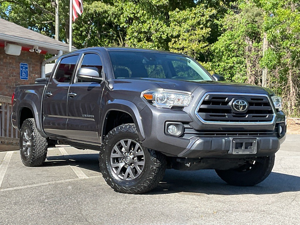 2019 Toyota Tacoma Image 3