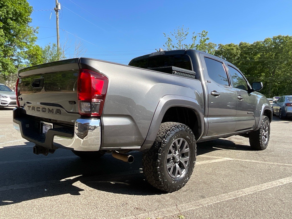2019 Toyota Tacoma Image 5