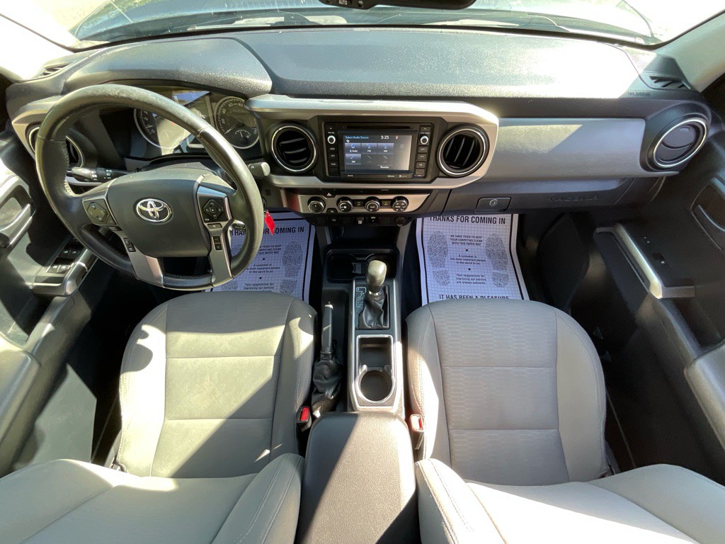 2019 Toyota Tacoma Image 23