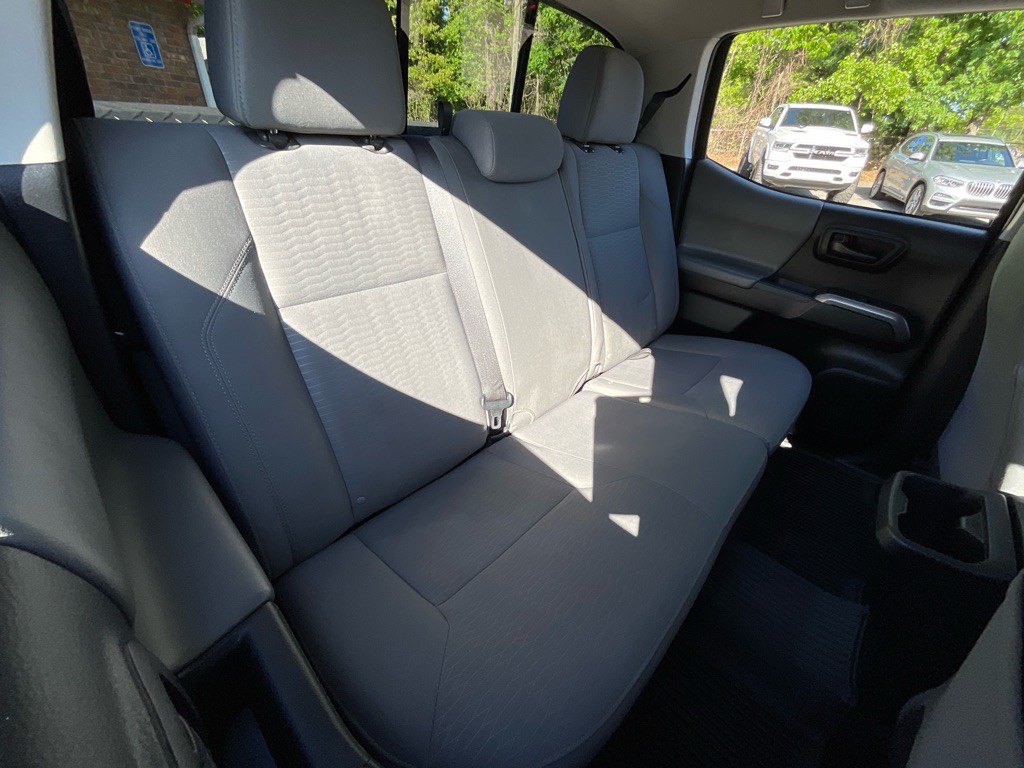 2019 Toyota Tacoma Image 34