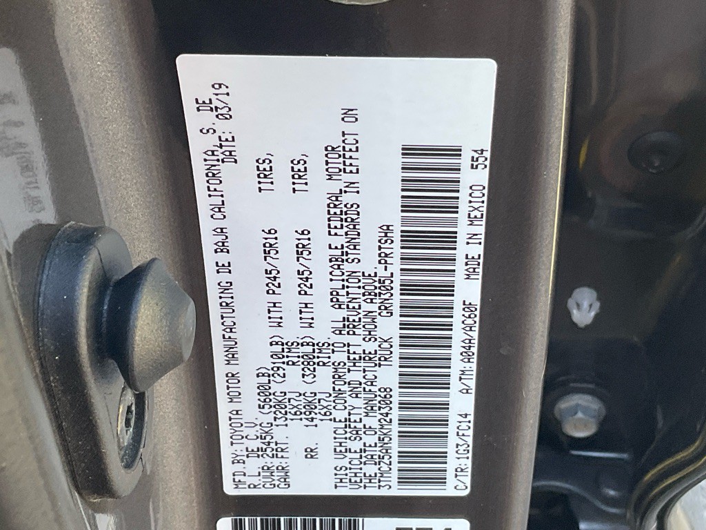 2019 Toyota Tacoma Image 48