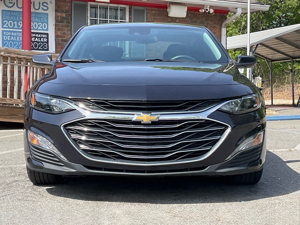 2023 Chevrolet Malibu Image 2