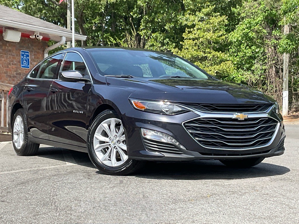 2023 Chevrolet Malibu Image 3