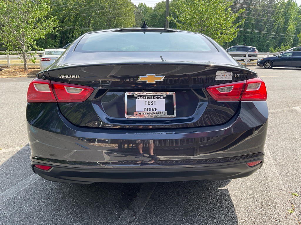 2023 Chevrolet Malibu Image 6