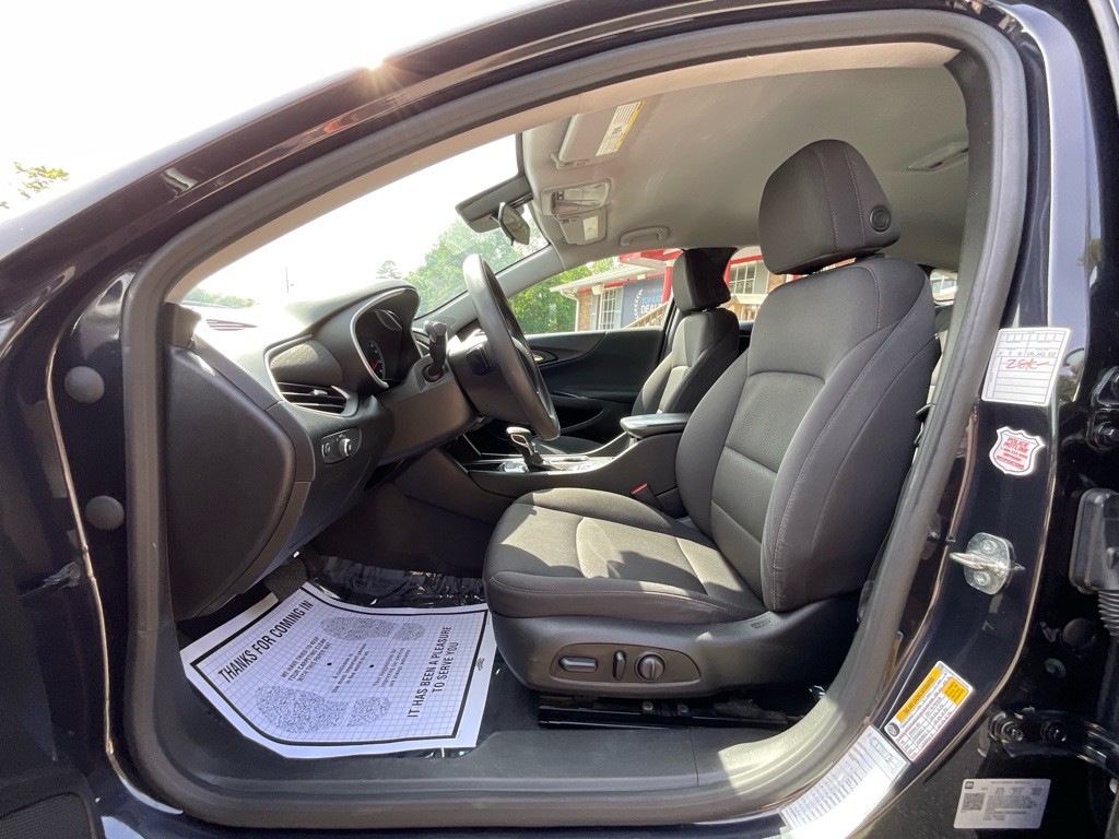 2023 Chevrolet Malibu Image 14