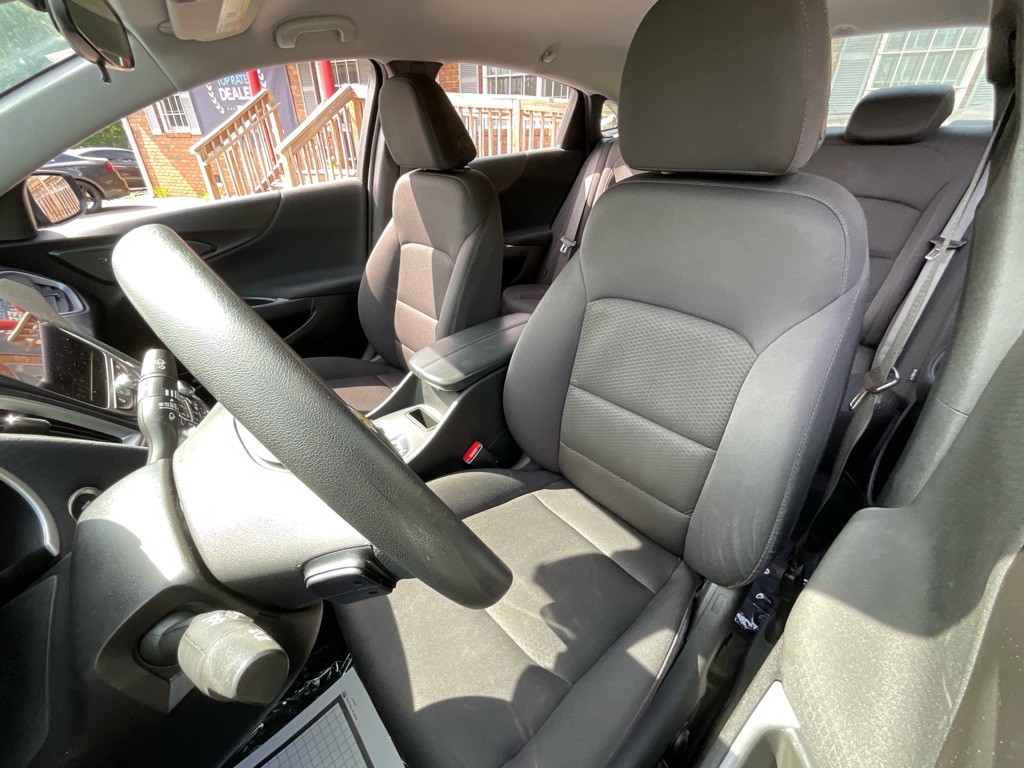 2023 Chevrolet Malibu Image 16