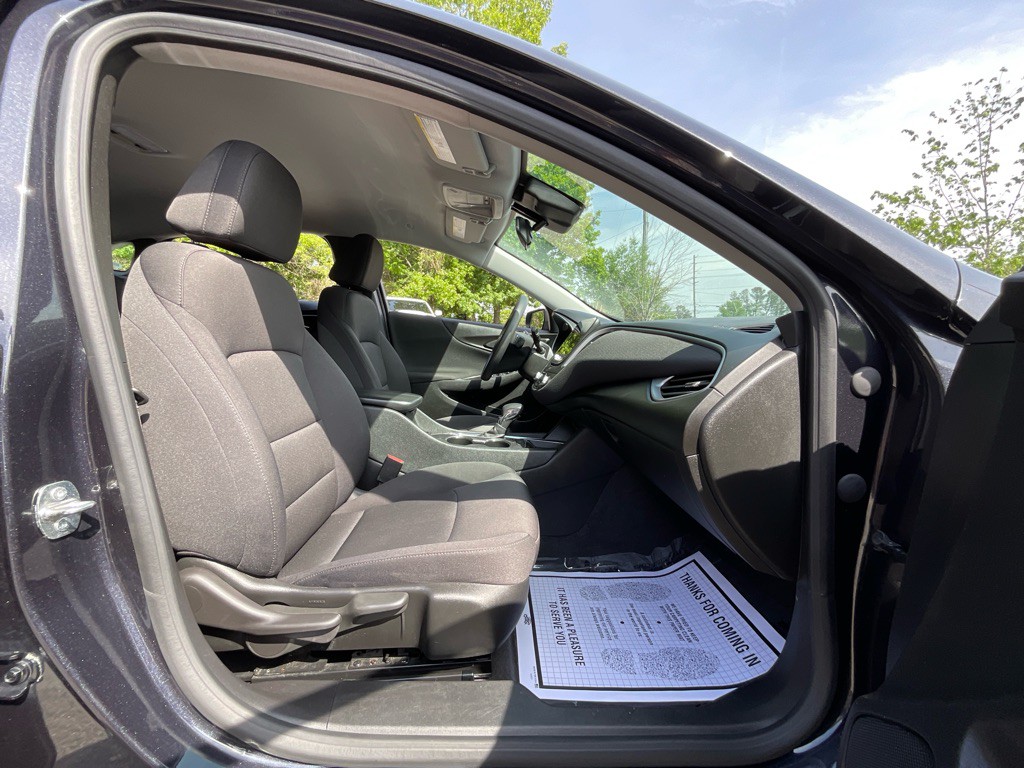 2023 Chevrolet Malibu Image 17
