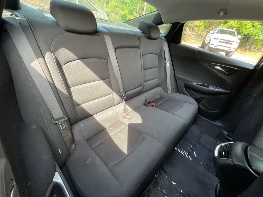 2023 Chevrolet Malibu Image 32