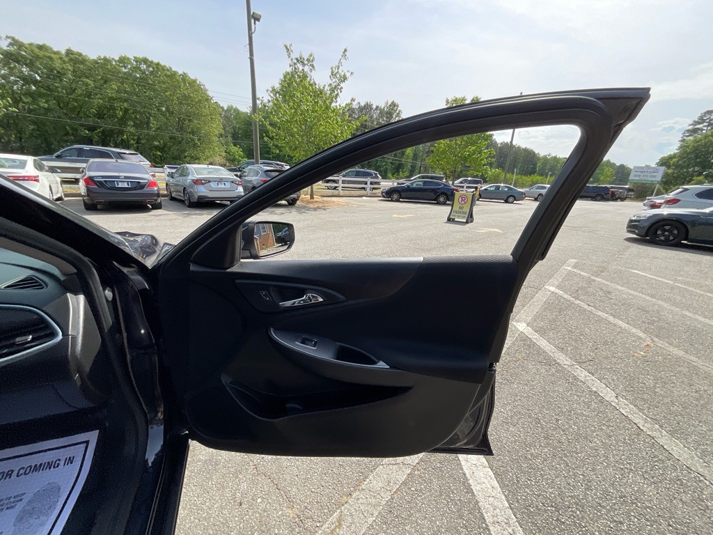 2023 Chevrolet Malibu Image 42