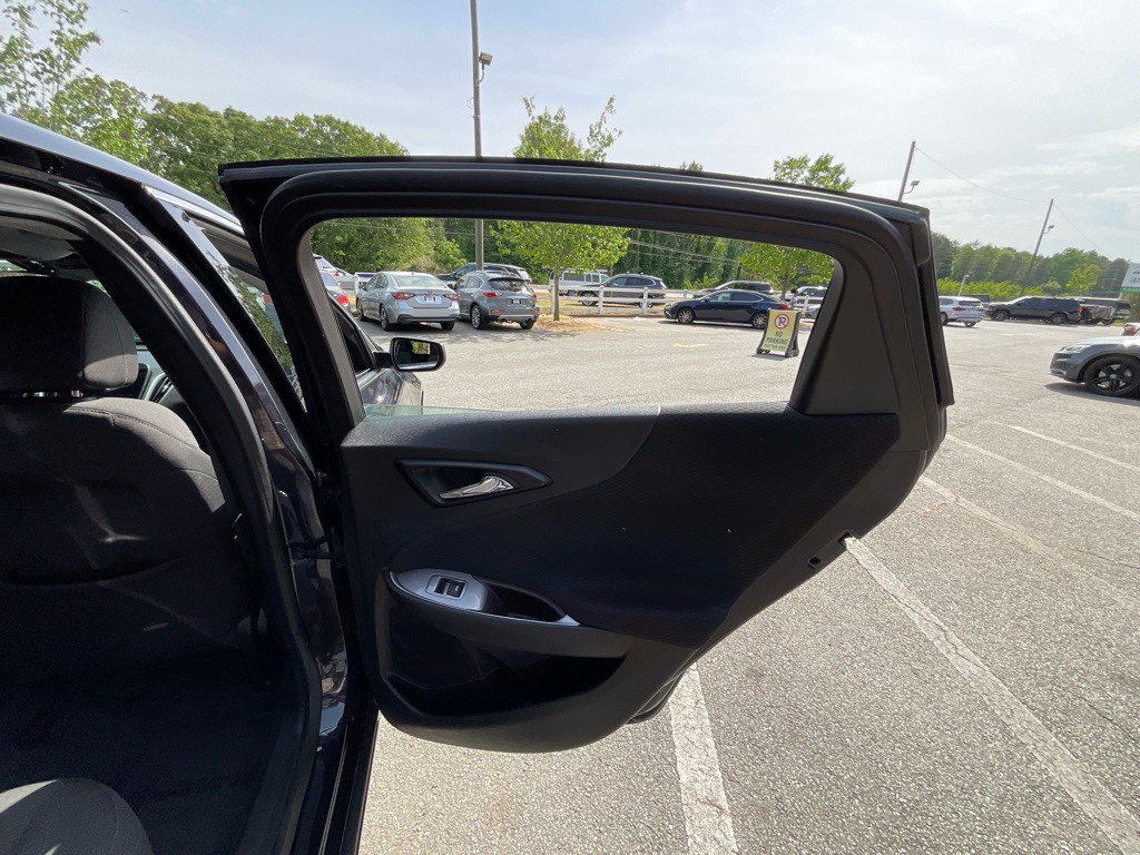 2023 Chevrolet Malibu Image 43