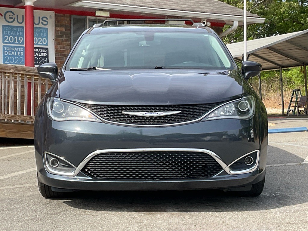 2020 Chrysler Pacifica Image 2