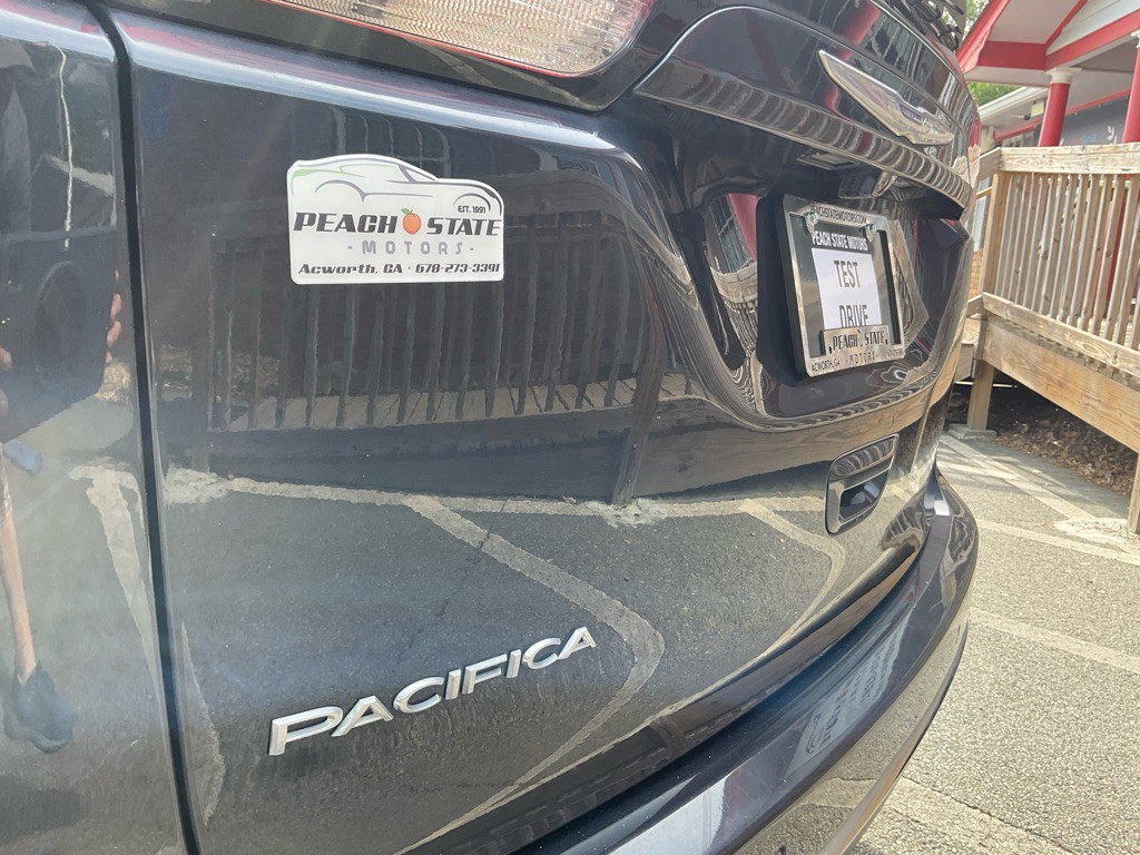 2020 Chrysler Pacifica Image 9