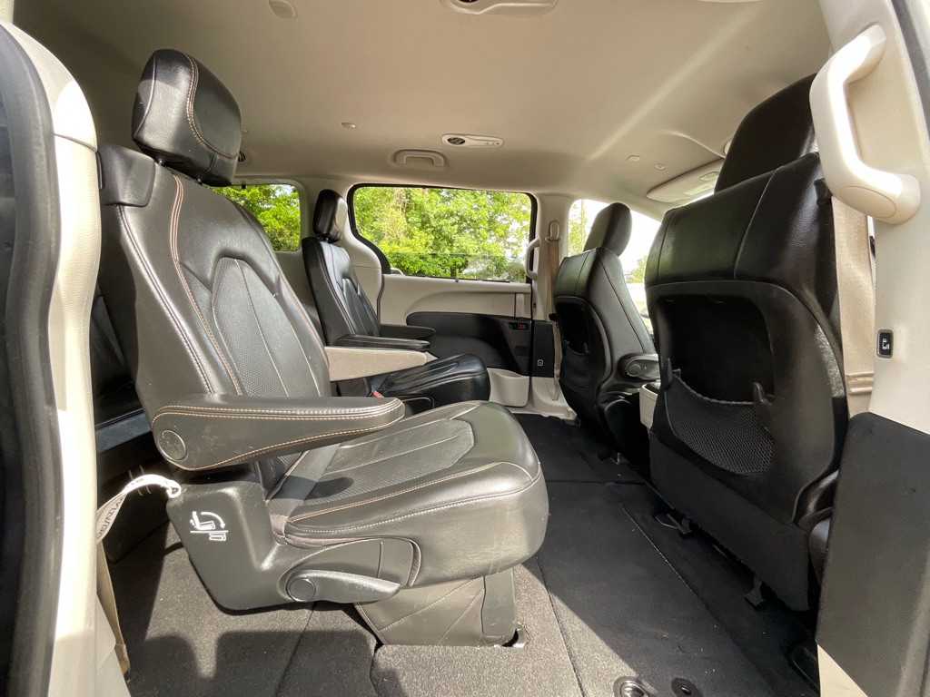 2020 Chrysler Pacifica Image 29