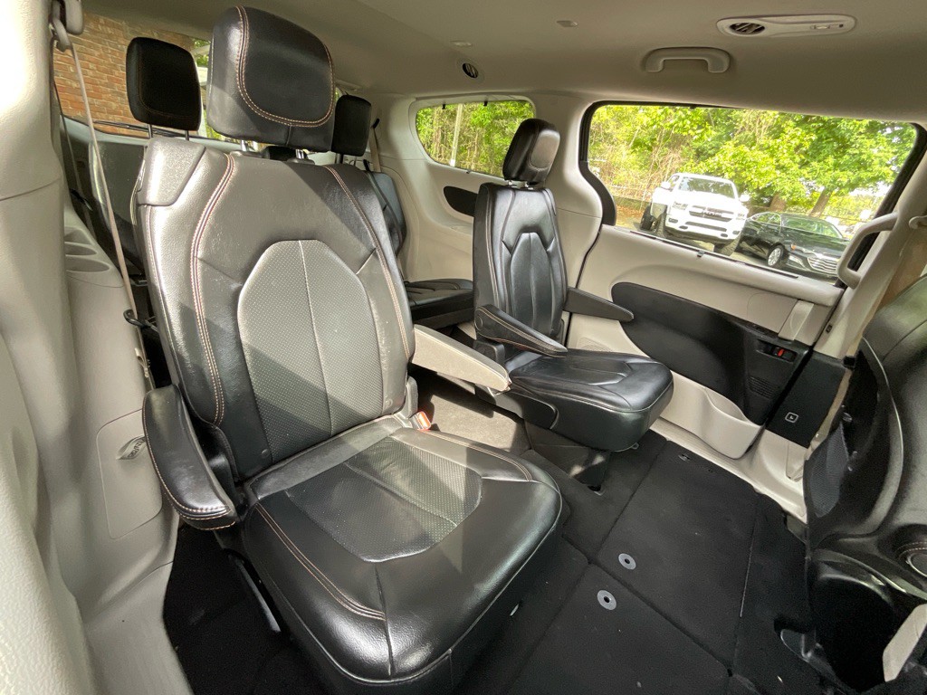 2020 Chrysler Pacifica Image 31