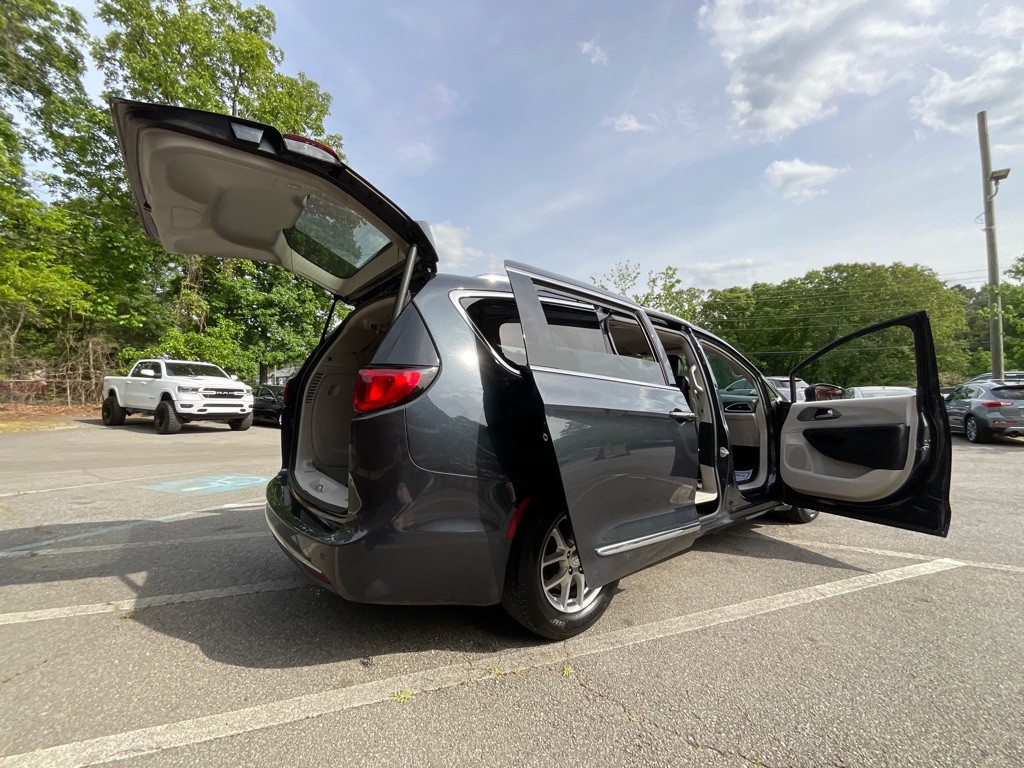 2020 Chrysler Pacifica Image 33