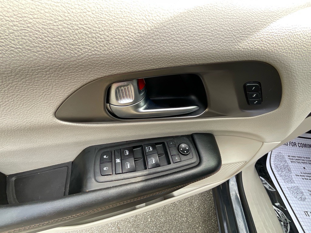 2020 Chrysler Pacifica Image 40