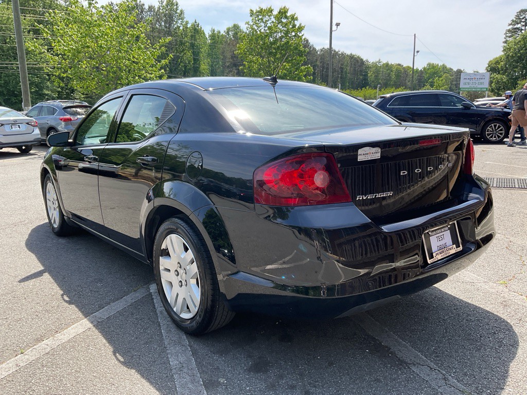 2013 Dodge Avenger Image 7
