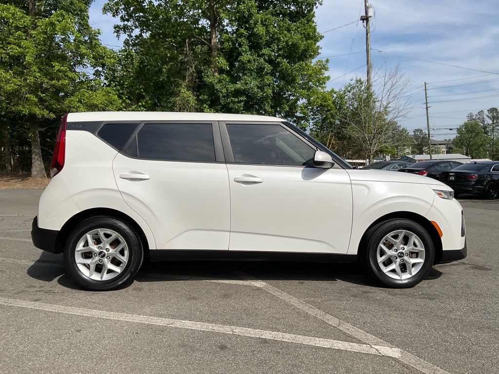 2020 Kia Soul Image 4